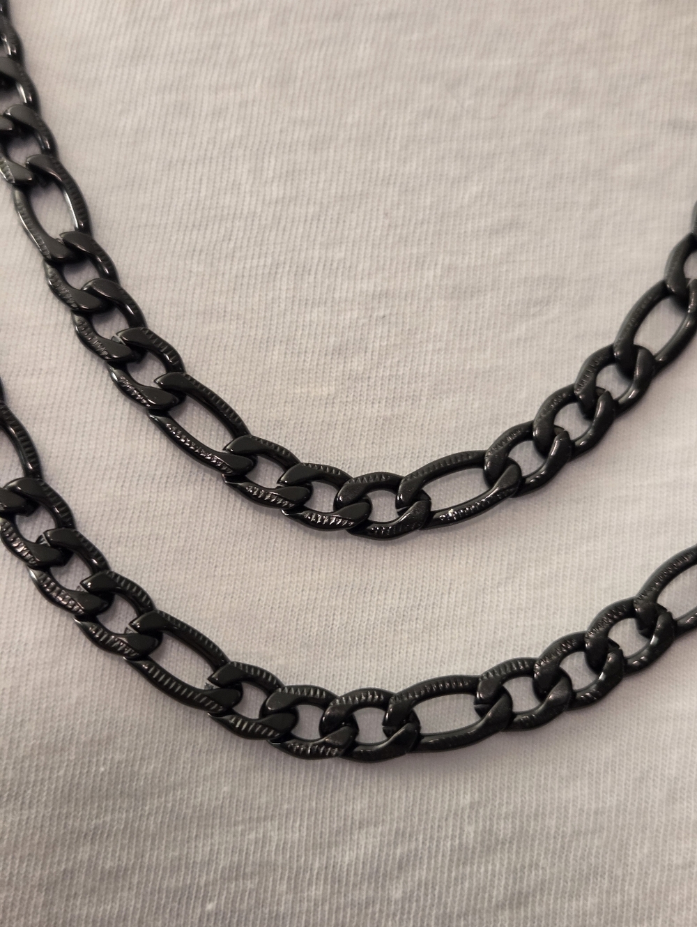 SET OF 2 BLACK FIGARO NECKLACES